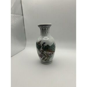 Vintage Chinese Jingdezhen Porcelain‎ Peacock Landscape Floral Chinoiserie Vase